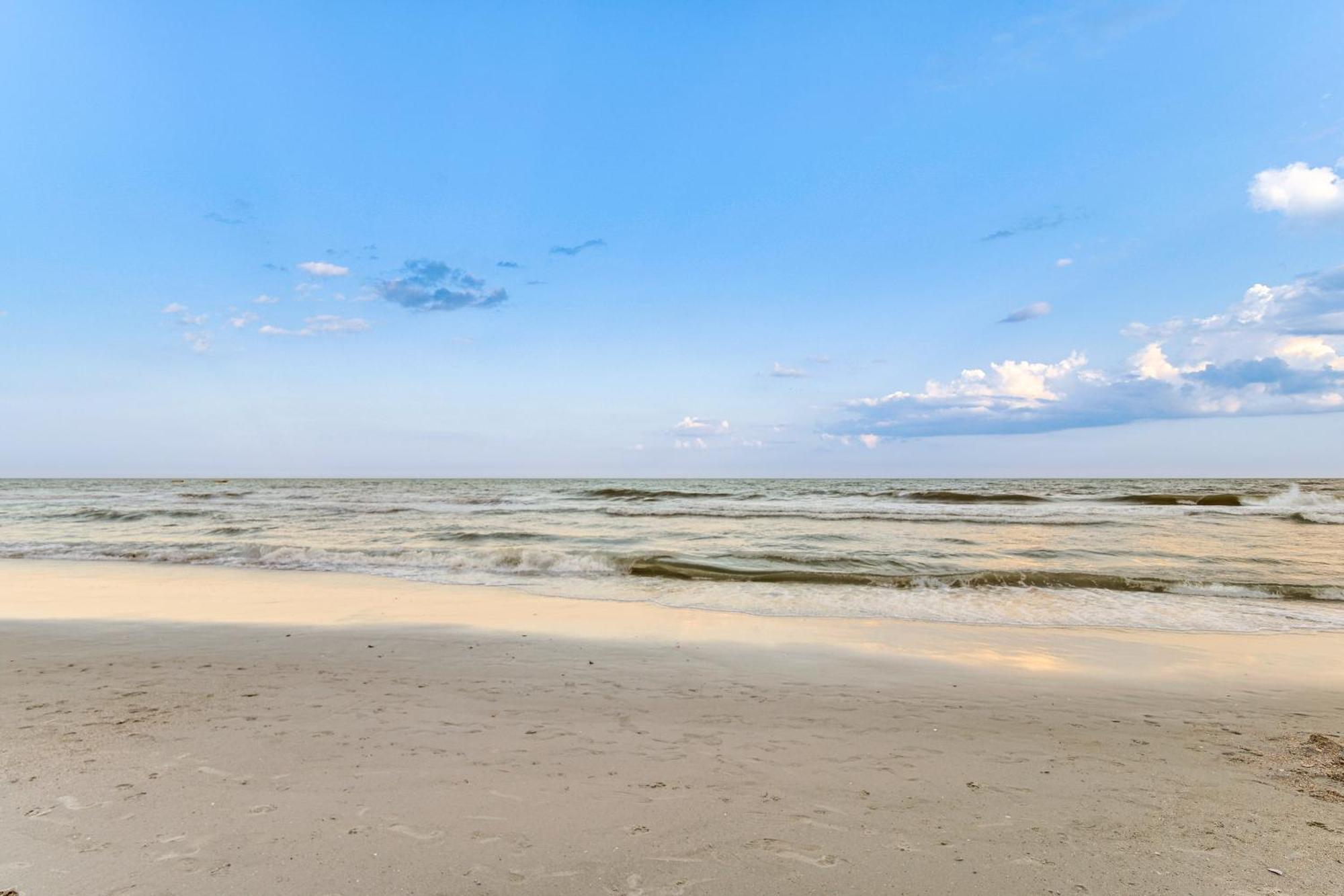 Updated Resort Condo, Walk To Myrtle Beach! Exterior foto