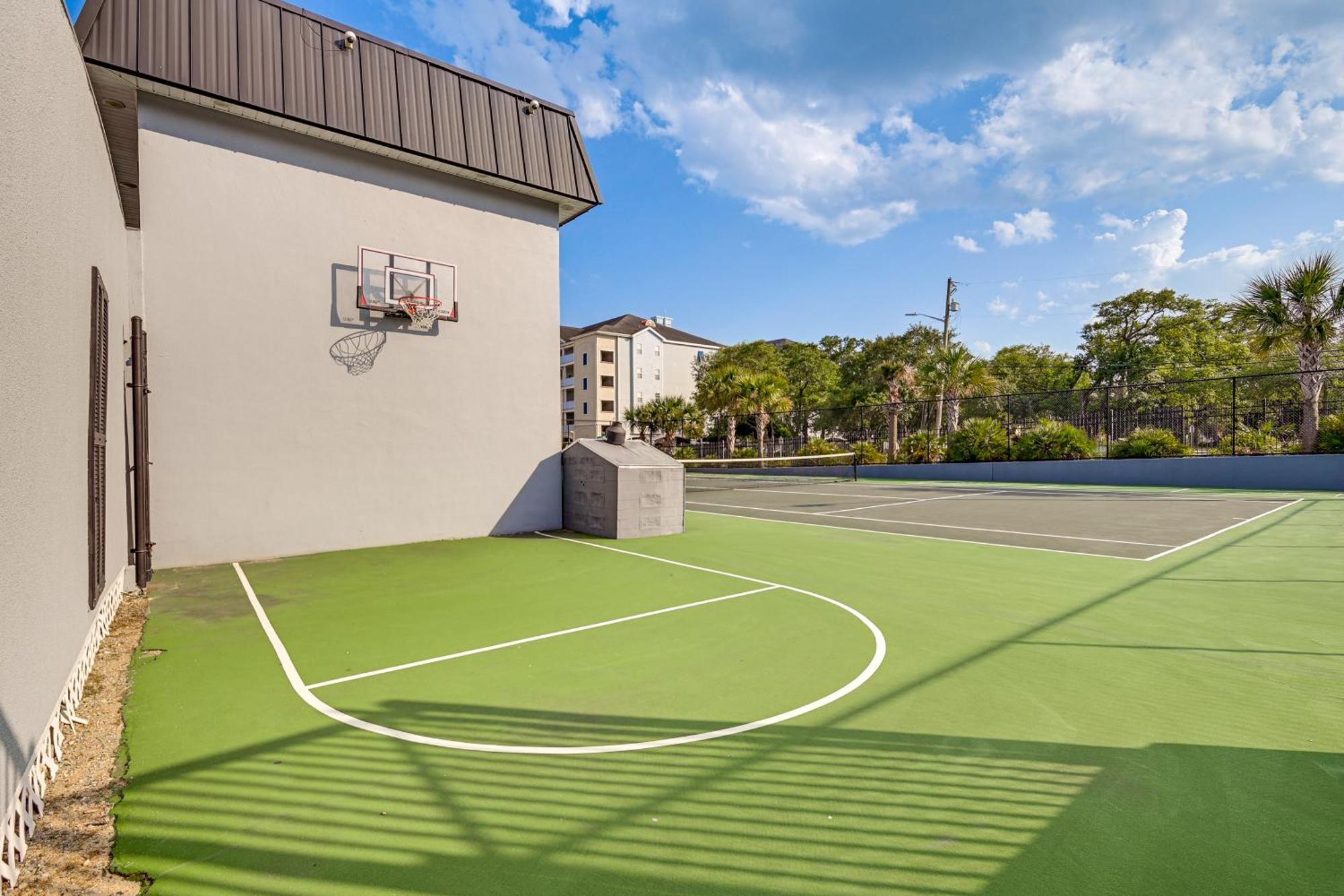 Updated Resort Condo, Walk To Myrtle Beach! Exterior foto